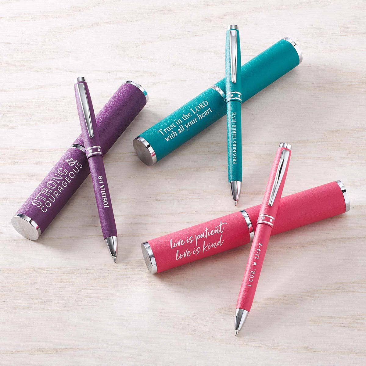 Pen in Case Pink Love 1 Cor. 13:4-8